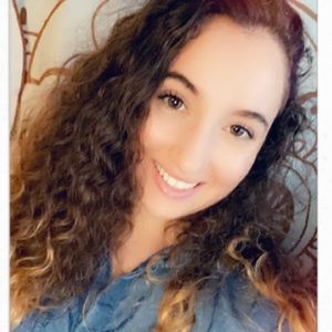 Meet your Posher, Casey